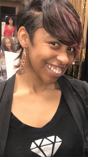Aaliyah B - hairstylist at Lavish Loft Salon
